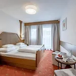 Fender Frühstückspension Sölden