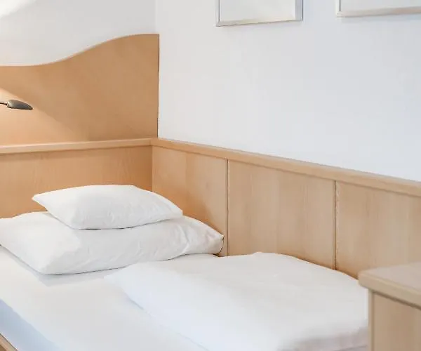 Fender Bed & Breakfast 3*